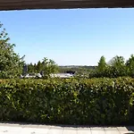 Hideout * 몬샤우